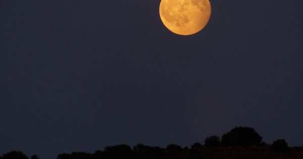 La Luna desde Cebolla (Toledo, España)