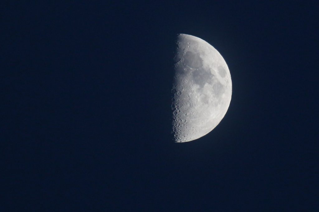 La Luna desde Arenys de Munt, Barcelona