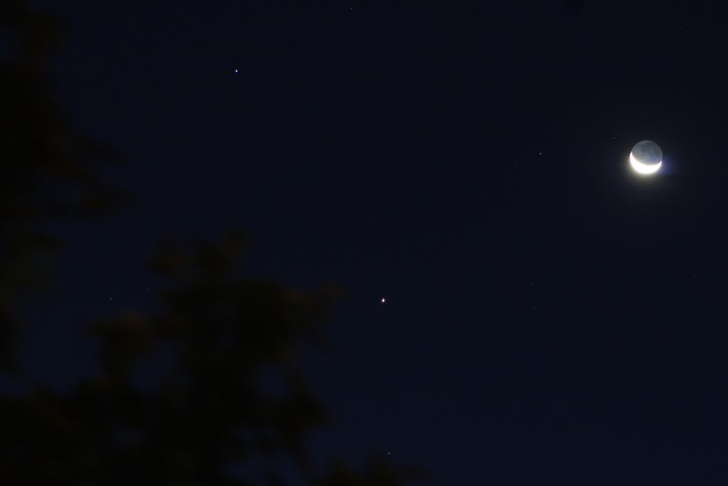 La Luna, Júpiter y Spica desde San Felipe, Chile