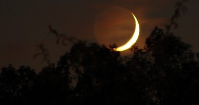 La Luna creciente desde Carolina del Norte, Estados Unidos