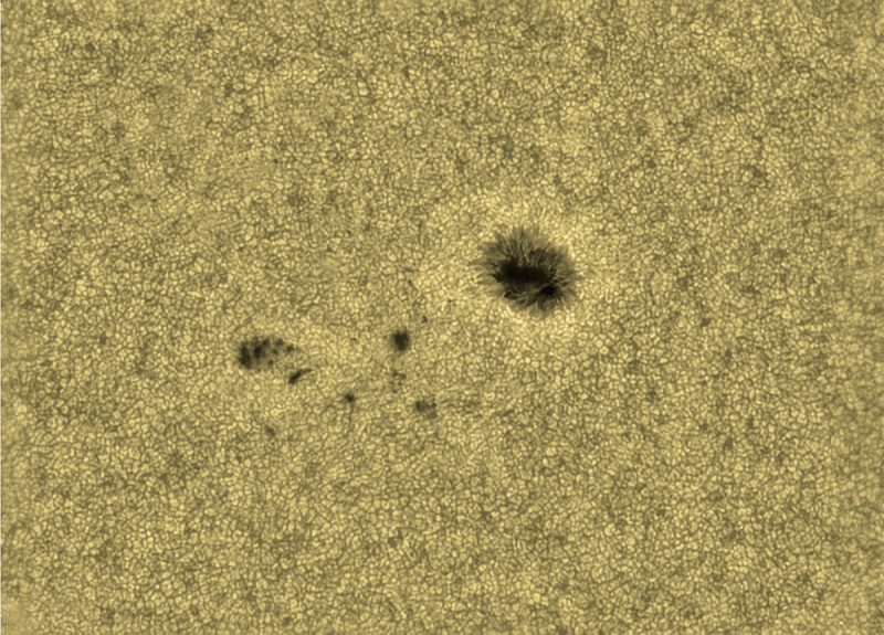 Imagen de la región activa 2689 en el Sol