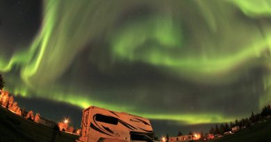 Auroras boreales desde la provincia de Alberta, Canadá