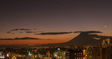 La Luna, Mercurio y Saturno desde la Ciudad de Guatemala
