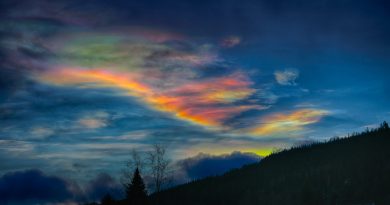 Nubes estratosféricas polares desde Telemark, Noruega