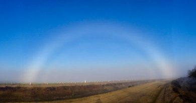 Arco de niebla fotografiado en California