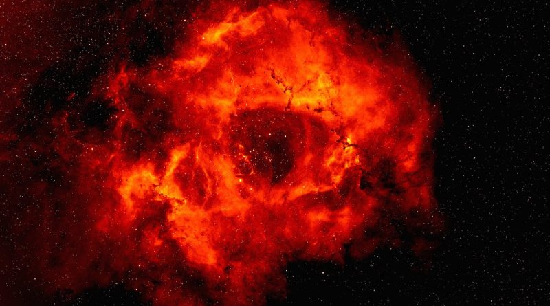 El misterioso corazón de la Nebulosa Roseta