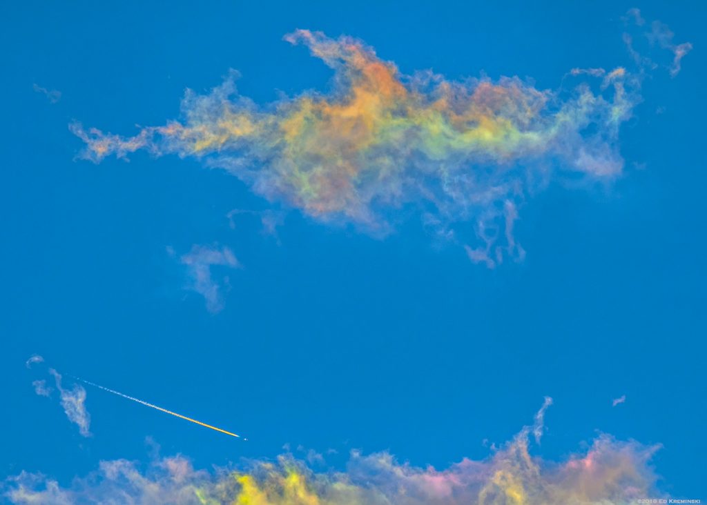Nubes iridiscentes fotografiadas en Ohio, Estados Unidos