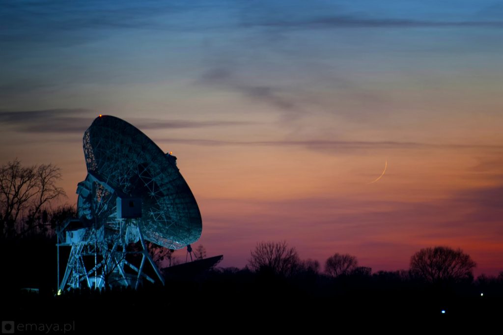 La Luna, Venus y Mercurio desde Piwnice, Polonia