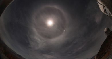 Halo lunar y Júpiter desde el Observatorio La Silla (Chile)