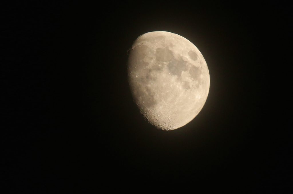 Foto de la Luna tomada desde Arenys de Munt, Barcelona