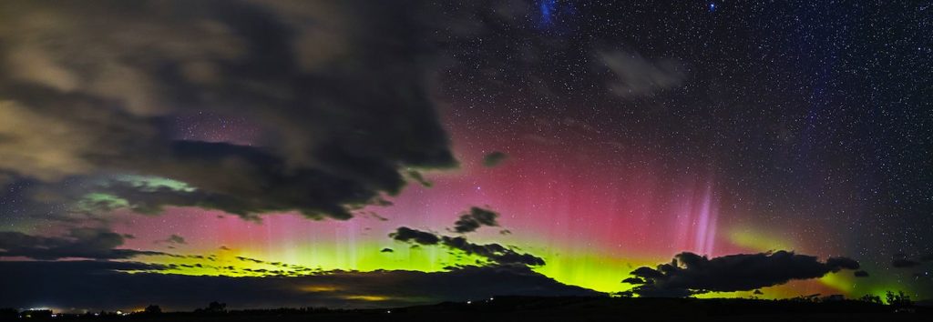 Foto de auroras australes desde Timaru, Nueva Zelanda