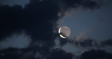 La Luna menguante fotografiada desde la provincia de Ontario, Canadá