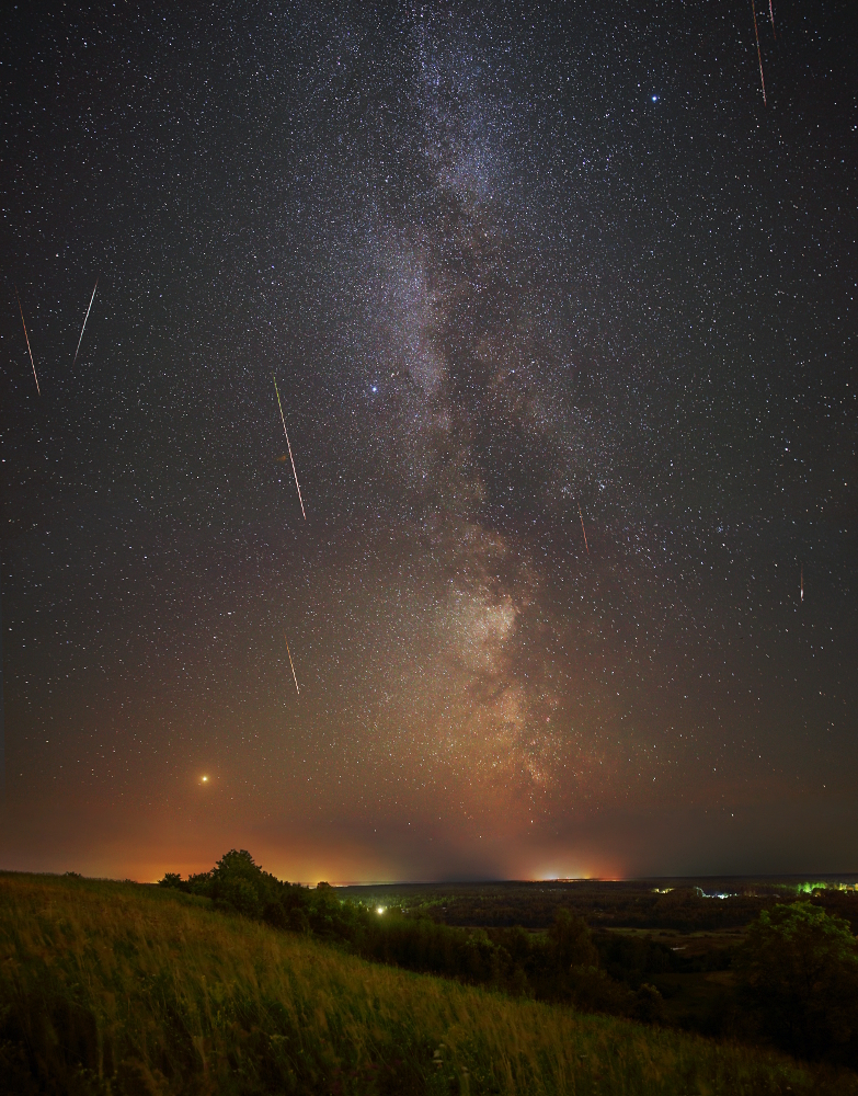 Marte y la Vía Láctea fotografiados desde Nizhni Nóvgorod, Rusia