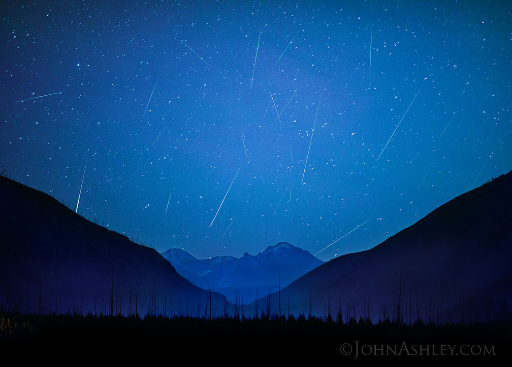 Imagen de 35 oriónidas captadas desde Montana, Estados Unidos