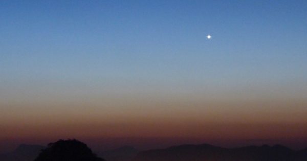 Júpiter, Mercurio y Antares captados al anochecer desde Zimbabue