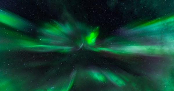 Fotografía de auroras boreales tomada desde el norte de Noruega