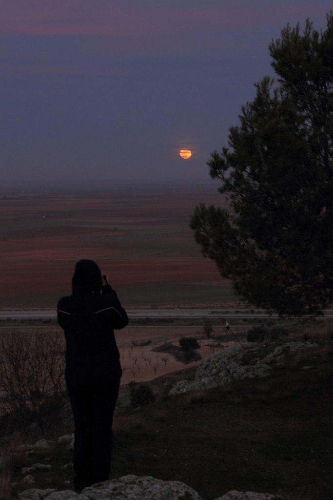 La Luna fotografiada desde Cuenca, España