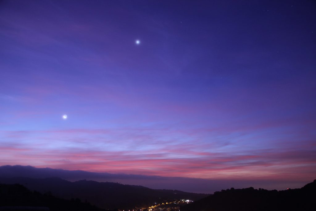 La Luna, Venus y Spica fotografiados desde Arenys de Munt, Barcelona