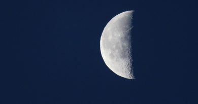 La Luna fotografiada desde Arenys de Munt, Barcelona