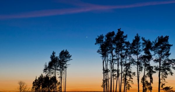 Mercurio fotografiado al atardecer en Szubin, Polonia