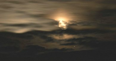 La conjunción de la Luna y Júpiter fotografiada desde Suiza