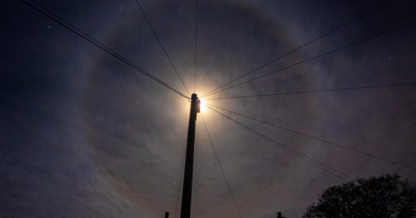 Halo lunar fotografiado desde Marshchapel, Inglaterra