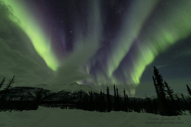 Foto de auroras boreales tomada desde Alaska (27-marzo)