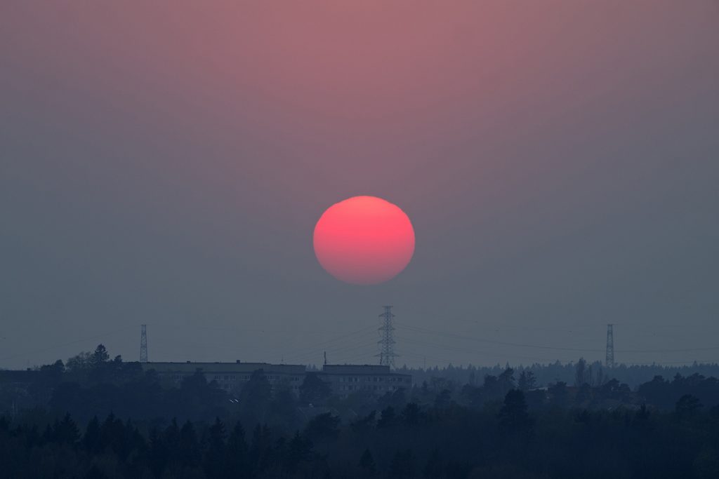 La puesta de Sol fotografiada desde Estocolmo, Suecia