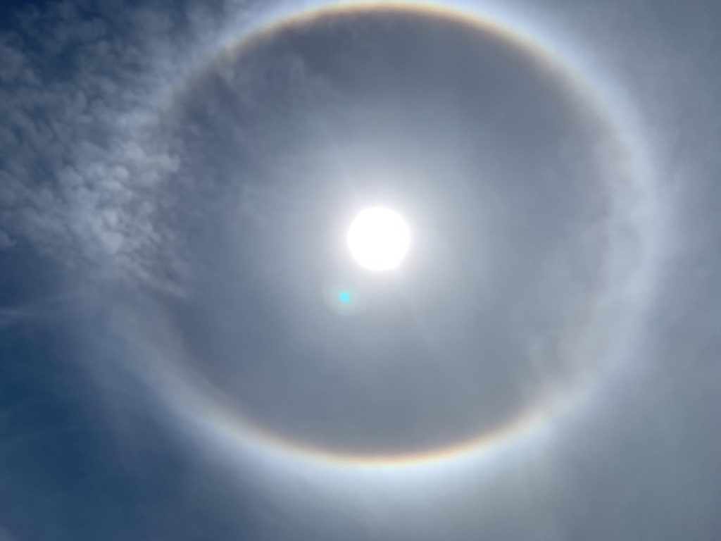 Halo solar fotografiado desde Florida, Estados Unidos