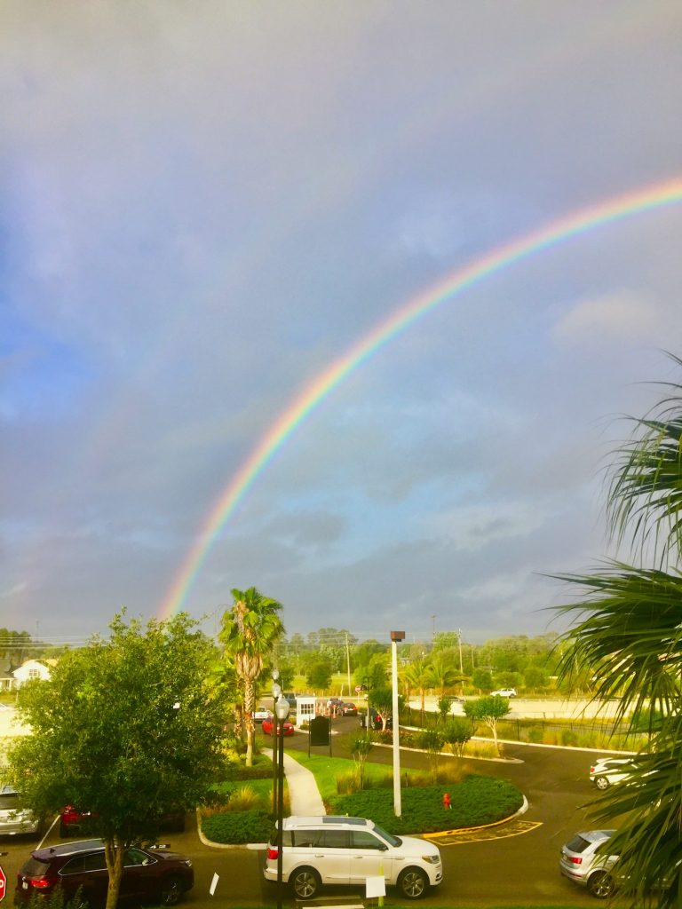 Arcoíris fotografiado desde Orlando, Florida