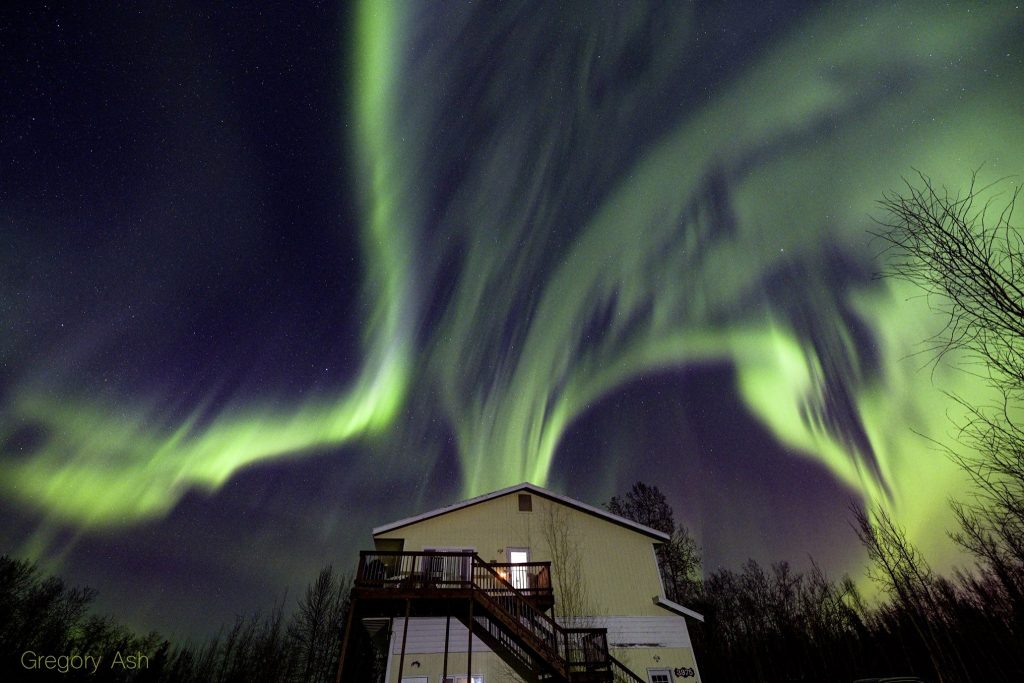 Foto de auroras boreales tomada desde Alaska