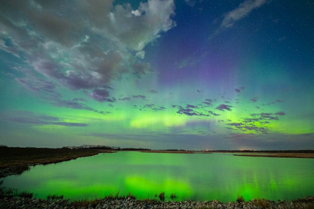 Imagen de auroras boreales tomada desde Dakota del Norte, EE. UU.