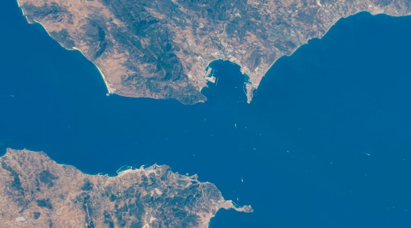 El estrecho de Gibraltar fotografiado desde la Estación Espacial Internacional
