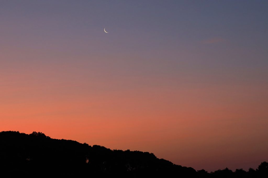 La Luna menguante fotografiada desde Arenys de Munt, Barcelona