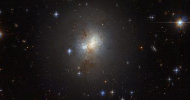 El Hubble observa una galaxia diminuta con un agujero negro supermasivo