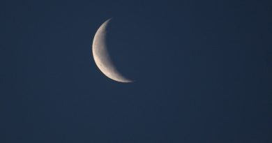La Luna menguante fotografiada desde Arenys de Munt, Barcelona
