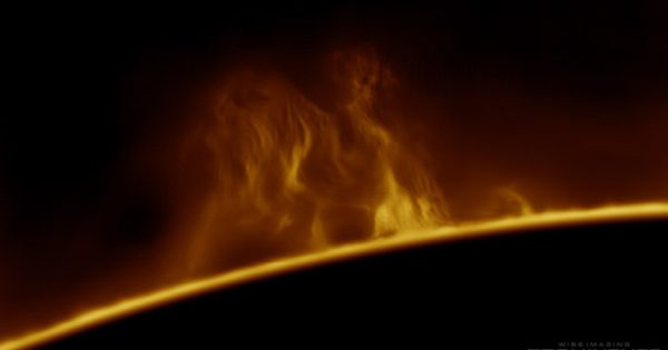 Foto de una prominencia solar captada el 2 de junio de 2019