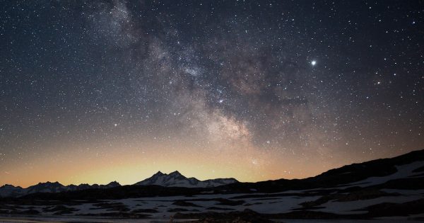 La Vía Láctea fotografiada desde Grimselpass, Suiza