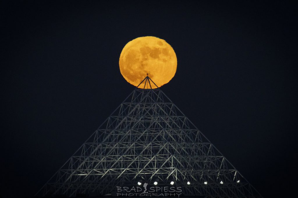 La Luna fotografiada desde San Diego, California