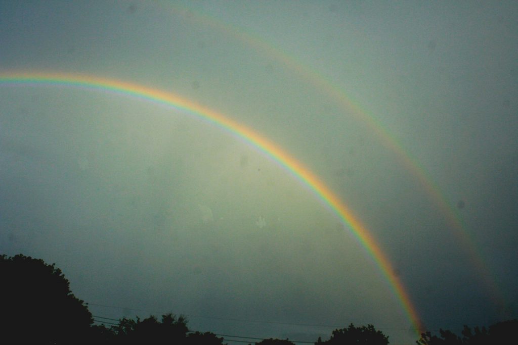 Arcoíris doble fotografiado desde Chicago, Estados Unidos
