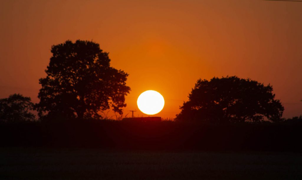 Imagen del Sol tomada al amanecer del Norfolk, Inglaterra