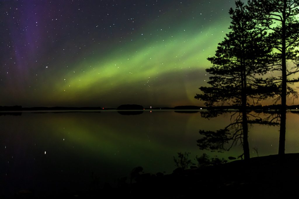 Auroras boreales fotografiadas desde el Lago Kallavesi, Finlandia