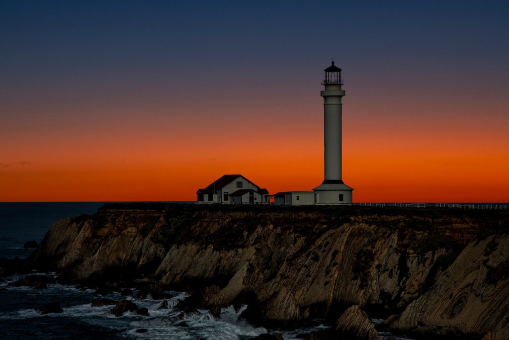 Imagen del atardecer tomada desde Mendocino, California