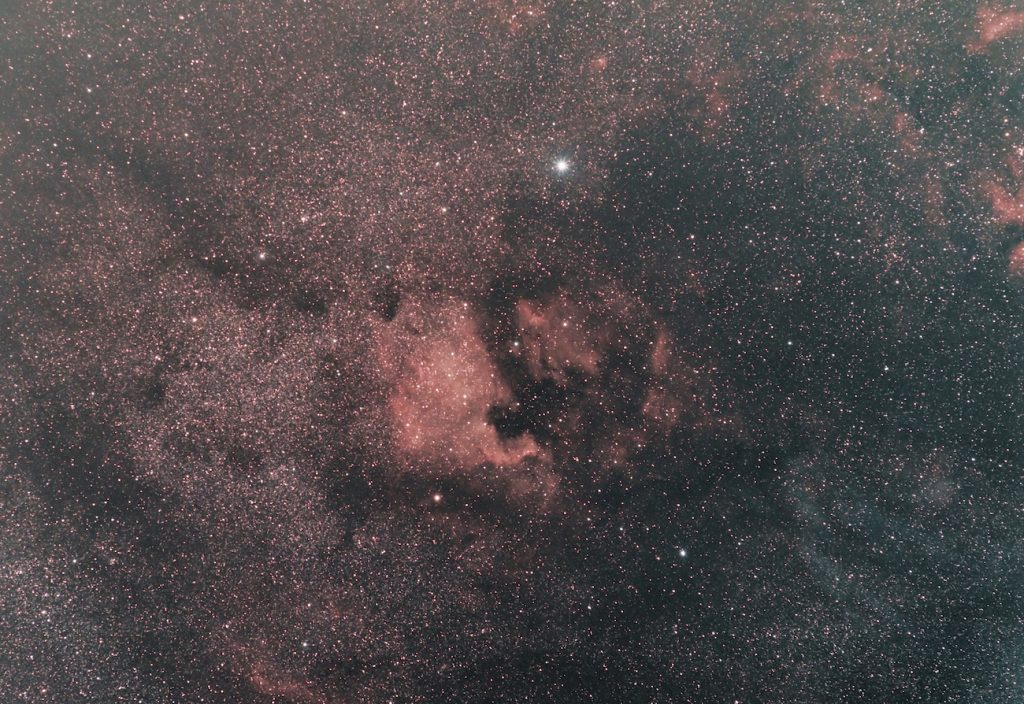 Imagen de las nebulosas de Norteamérica y del Pelícano