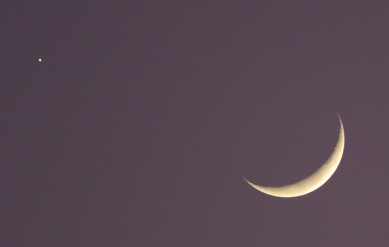 Júpiter y la Luna fotografiados desde Adelaide, Australia
