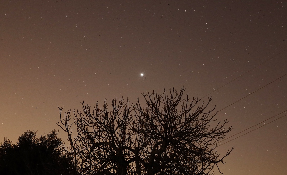 Fotografía de Venus tomada al anochecer en Arenys de Munt, Barcelona