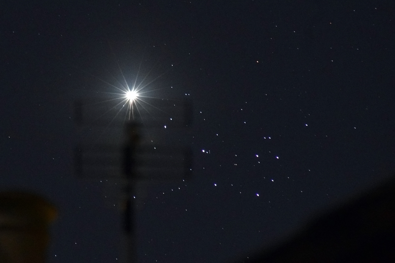 Venus y las Pléyades captados desde Leicestershire, Inglaterra