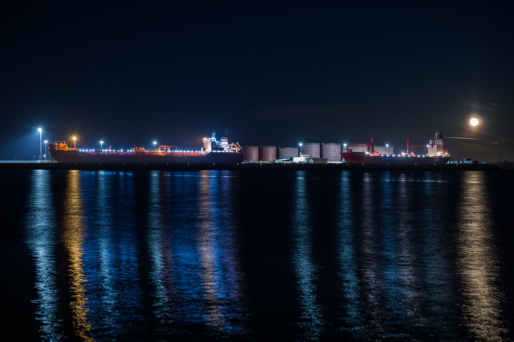 La Luna fotografiada desde Frederikshavn, Dinamarca