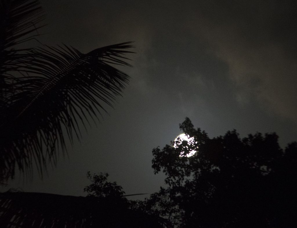Fotos de la Luna tomadas desde Santo Domingo, República Dominicana