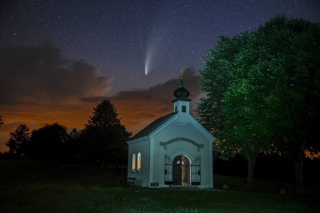 Imagen del Cometa C/2020 F3 (NEOWISE) tomada desde Austria